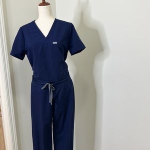Figs Livingston pants with Catarina one pocket scrub top